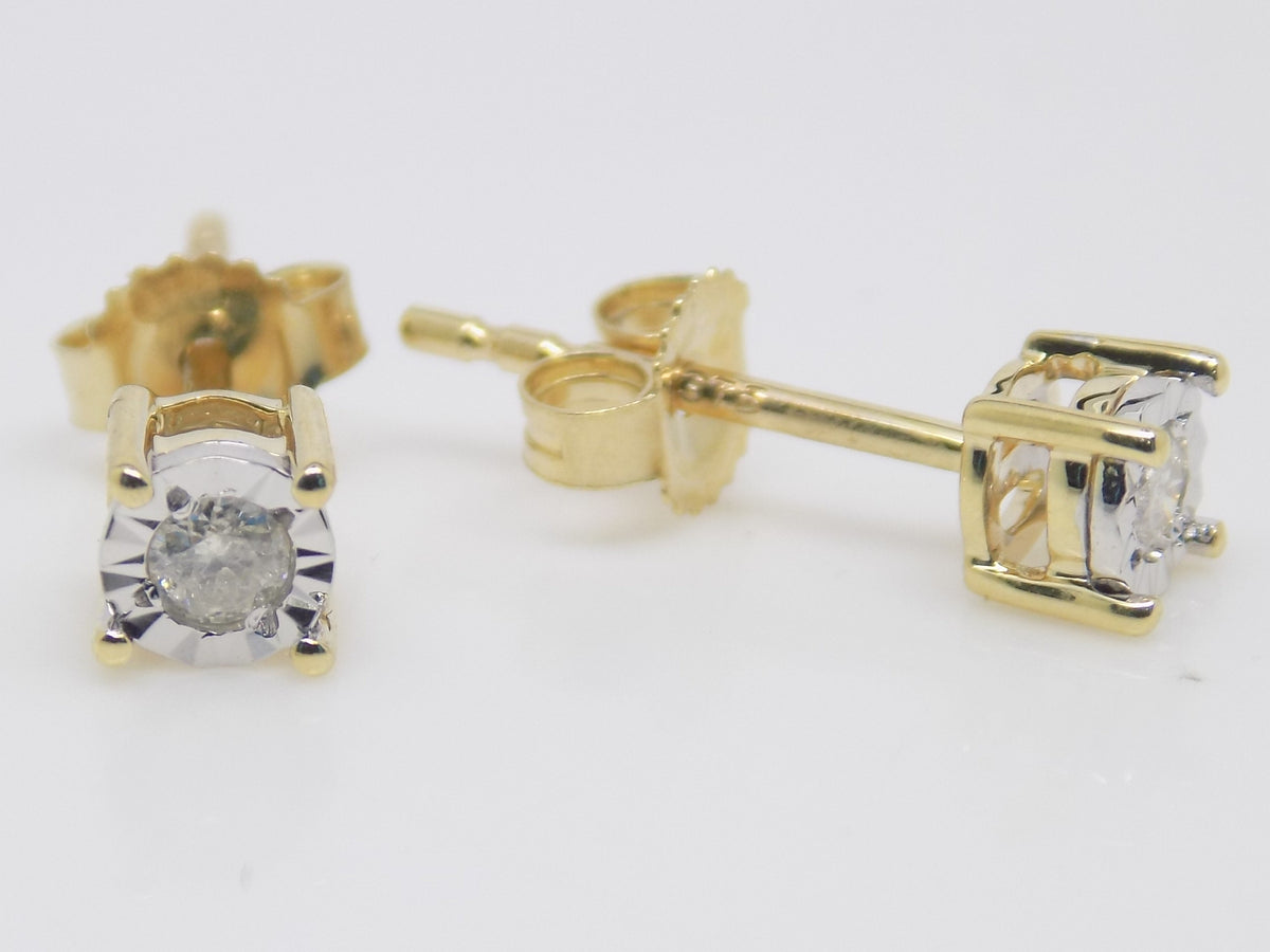 18ct Yellow Gold Brilliant Cut Diamond Solitaire Stud Earrings 0.10ct