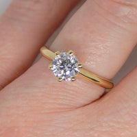 18ct Yellow Gold Round Brilliant Lab Grown Diamond Solitaire Engagement Ring 1.00ct SKU 7707072