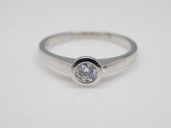 18ct White Gold Rubover Round Brilliant Diamond Engagement Ring 0.25ct SKU 8803049